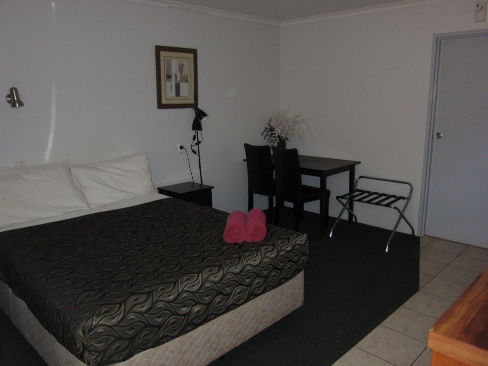 Eldorado Motor Inn Tennant Creek Ngoại thất bức ảnh